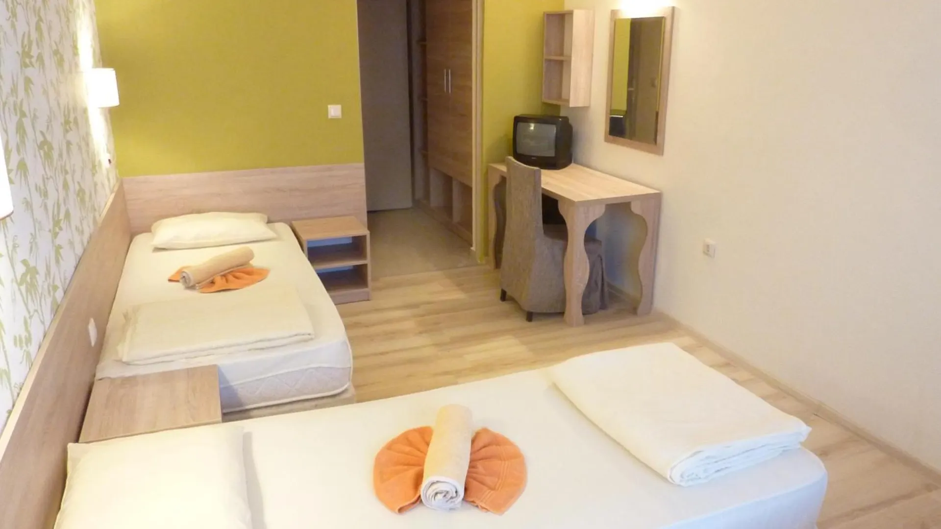 Hotel Zarya Golden Sands 2*,
